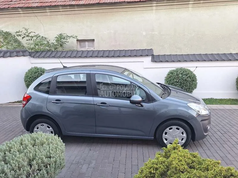 Citroen C3 2011 photo 5