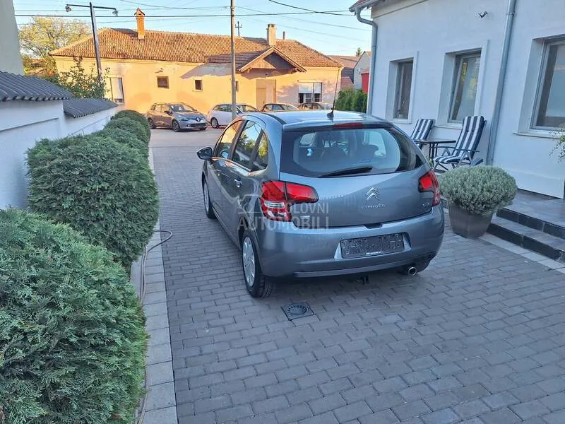 Citroen C3 2011 photo 2