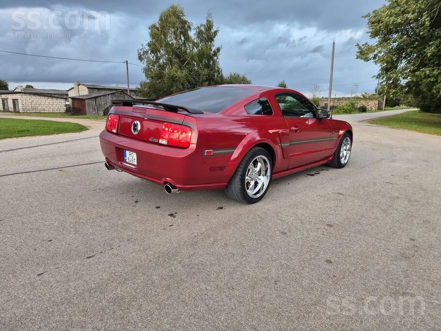 Ford Mustang 2009 photo 3