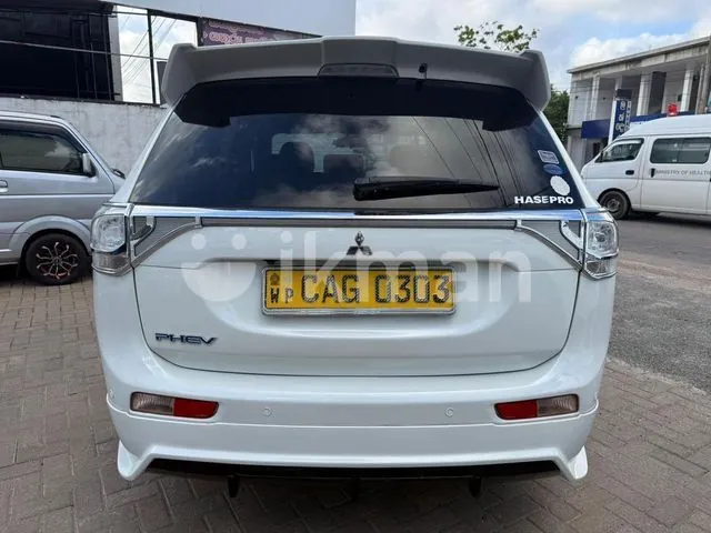 Mitsubishi Outlander 2014 photo 3