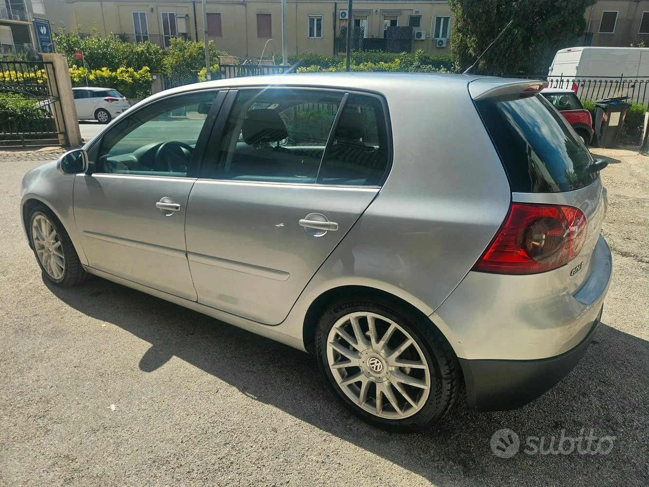 Volkswagen Golf 2008 photo 4