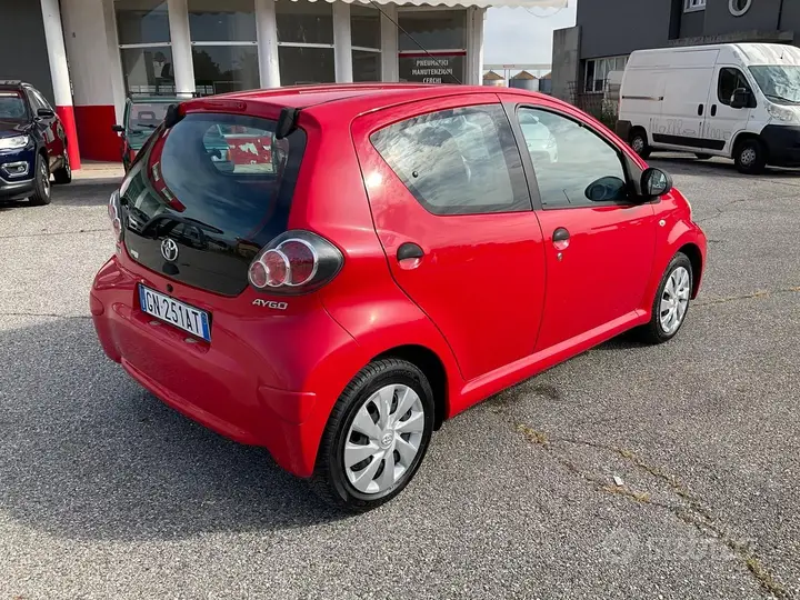 Toyota Aygo 2013 photo 5