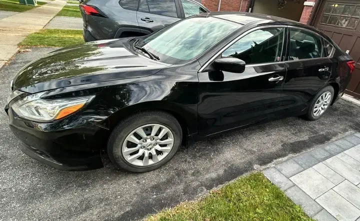 Nissan Altima