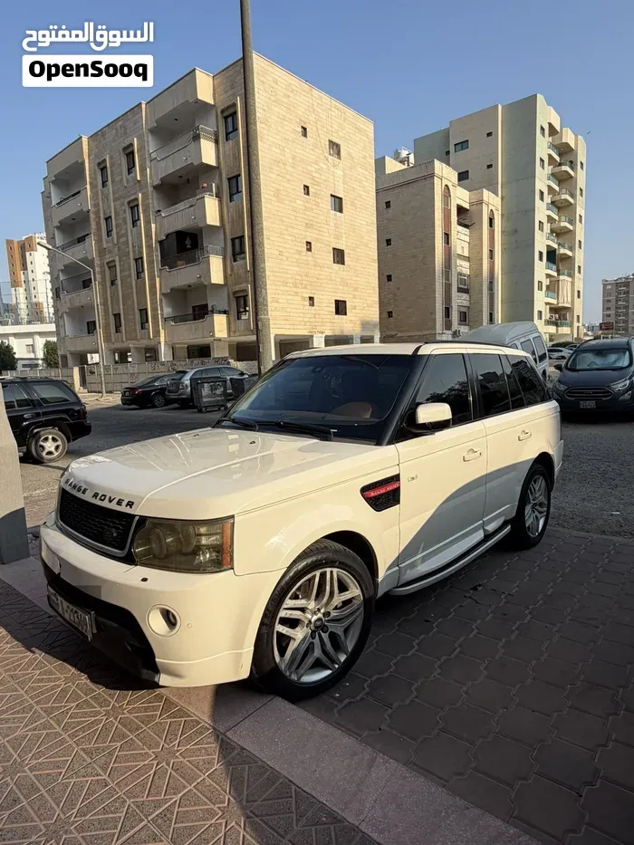 Land Rover Range Rover Sport 2010 photo 5