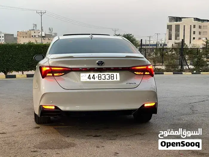 Toyota Avalon