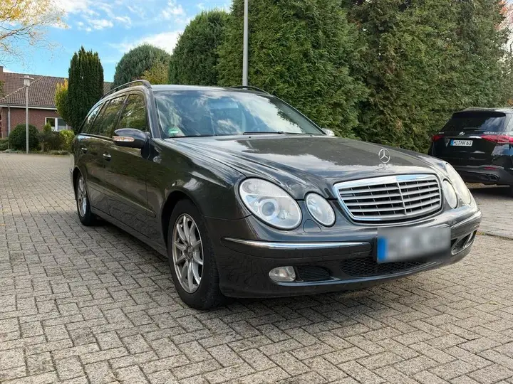 Mercedes-Benz E 320 Elegance