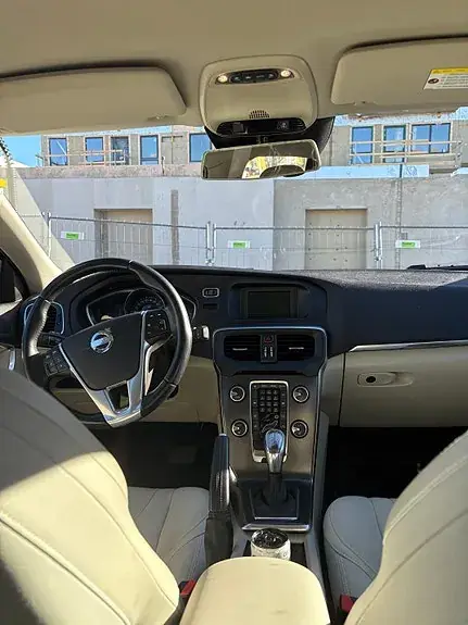 Volvo V40 2013 photo 3