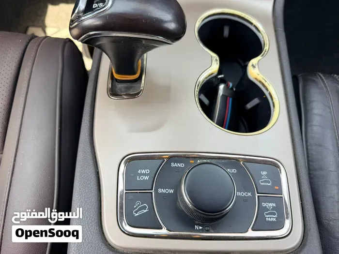 Jeep Grand Cherokee 2014 photo 3