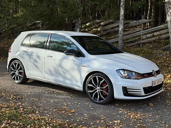 Volkswagen Golf Vii 2014 photo 2