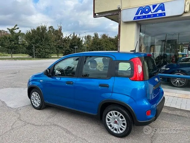 Fiat Panda Cross 2024 photo 2