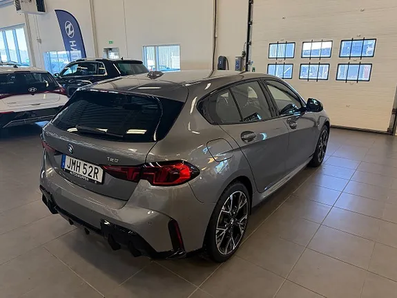 BMW 120 2025 photo 5