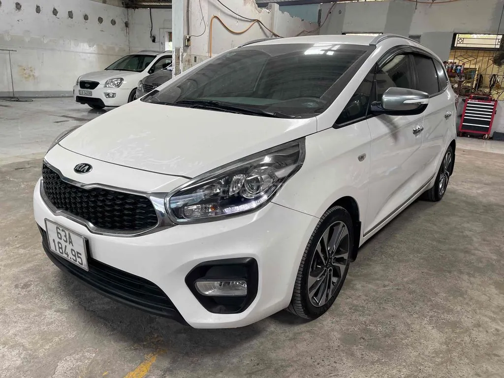 Kia Rondo 2021 photo 2