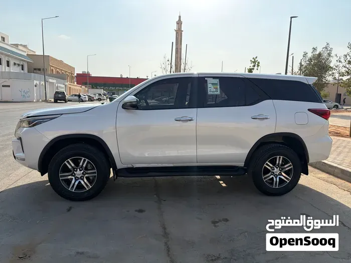 Toyota Fortuner 2026 photo 3