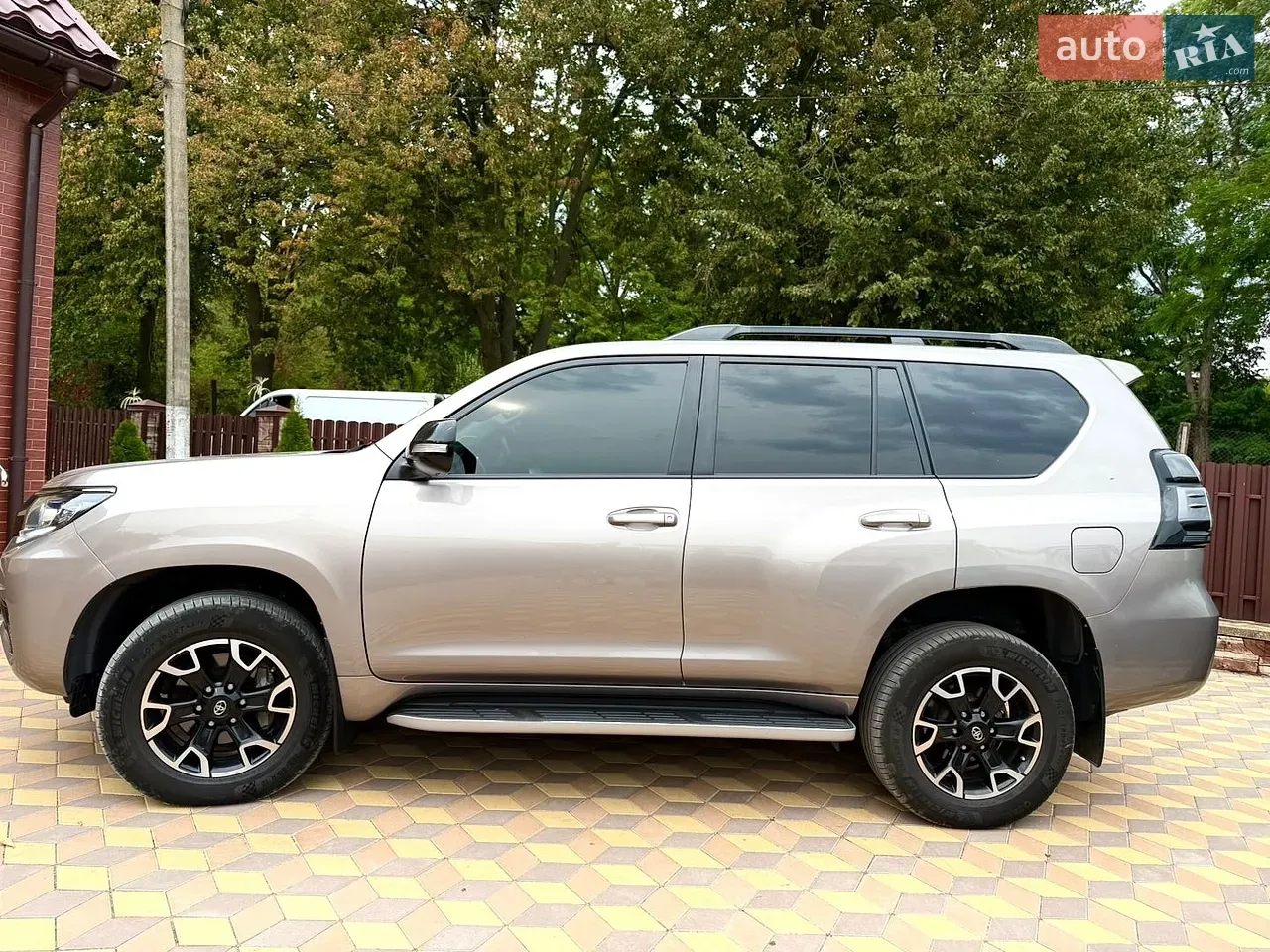 Toyota Land Cruiser Prado 2021 photo 5