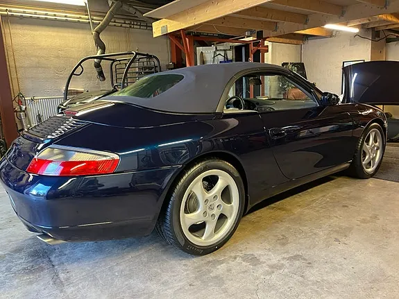Porsche 911 Carrera 2000 photo 4