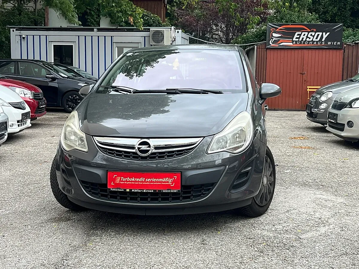 Opel Corsa 2013 photo 2