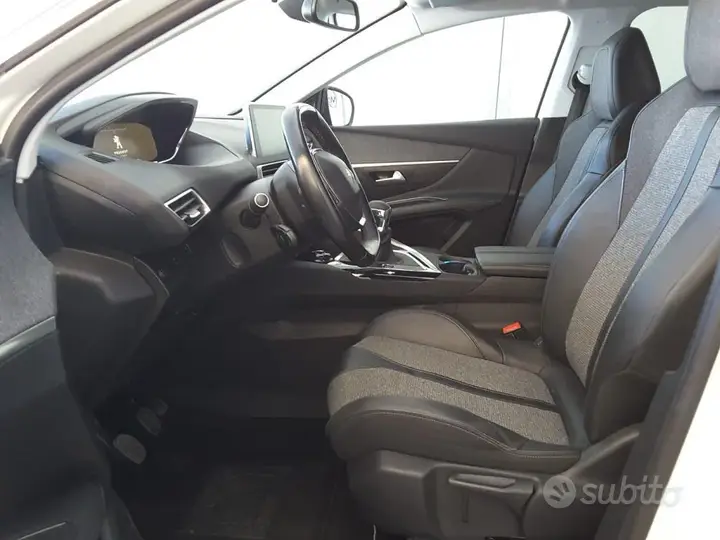 Peugeot 3008 2019 photo 5