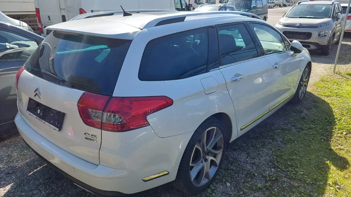 Citroen C5 2012 photo 3