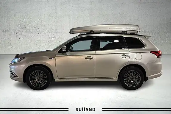 Mitsubishi Outlander 2020 photo 2