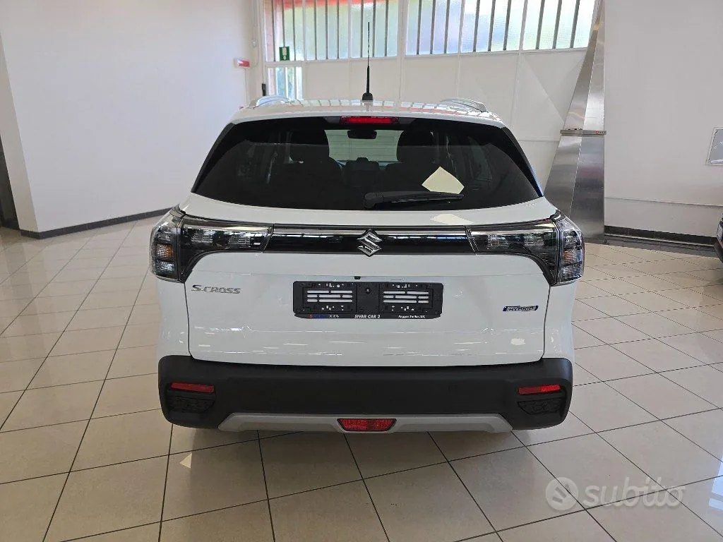 Suzuki S-Cross photo 4