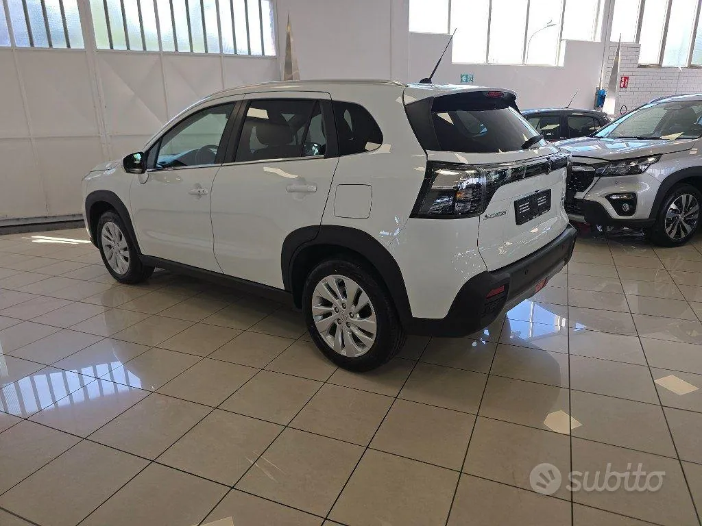 Suzuki S-Cross photo 3