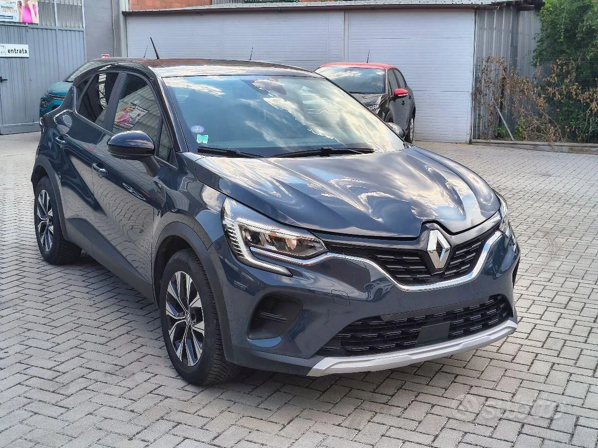 Renault Captur 2024 photo 3