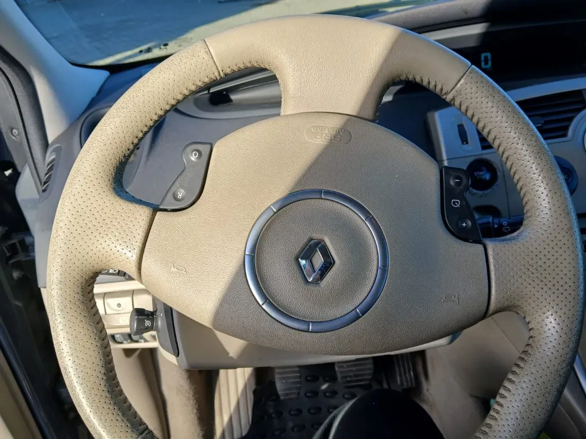 Renault Scenic 2006 photo 3