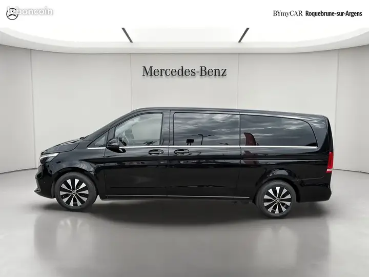 Mercedes-Benz V-Class 2024 photo 2