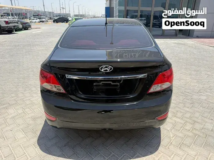 Hyundai Accent 2015 photo 3