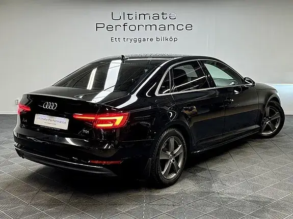 Audi A4 2017 photo 2