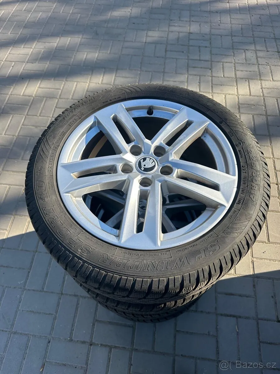 Seat Superb photo 4