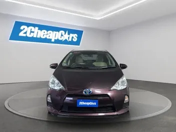 Toyota Aqua 2014 photo 3
