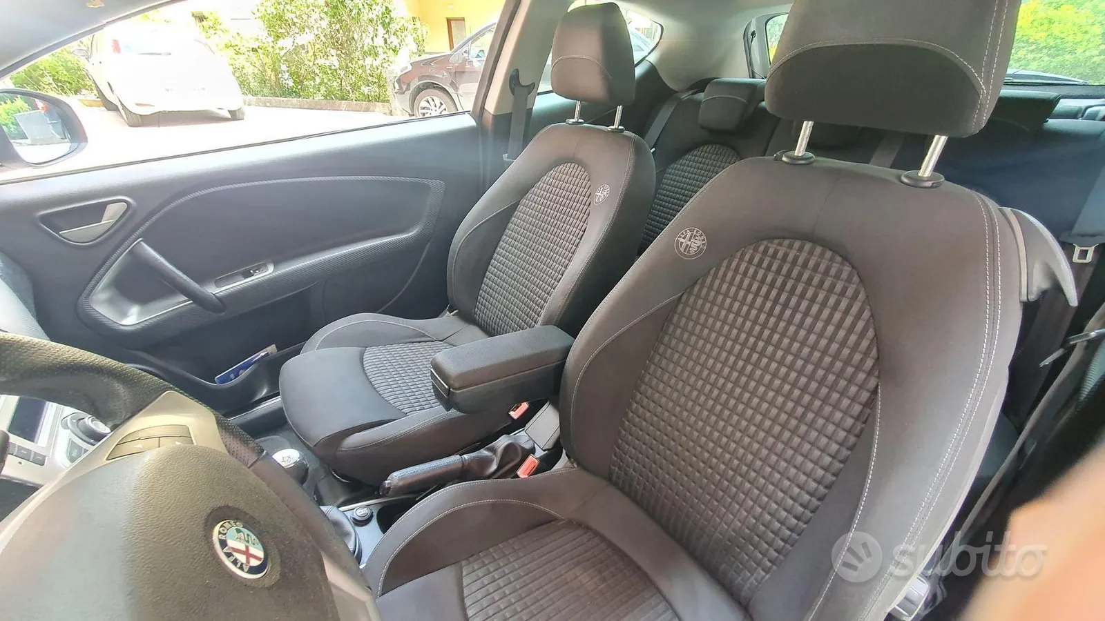 Alfa Romeo Mito 2011 photo 5