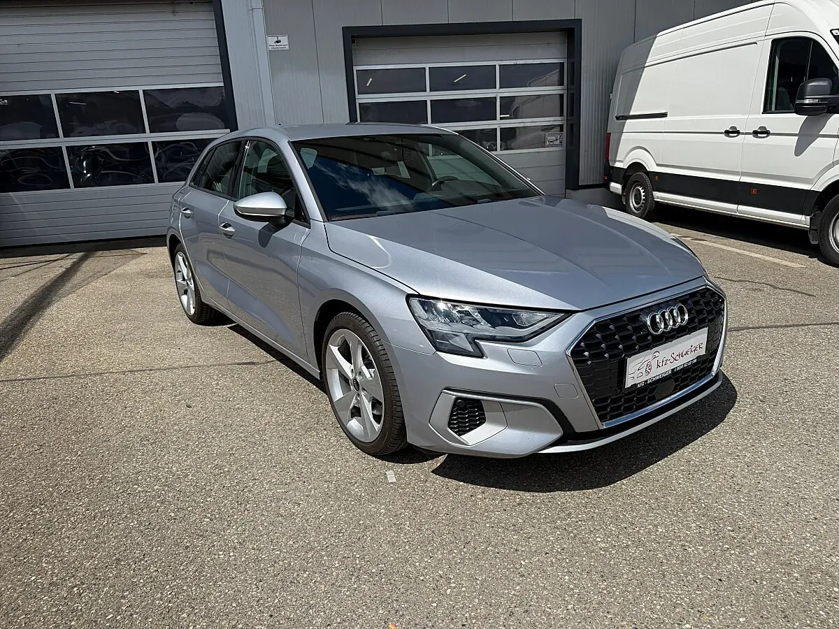 Audi A3 2021 photo 3