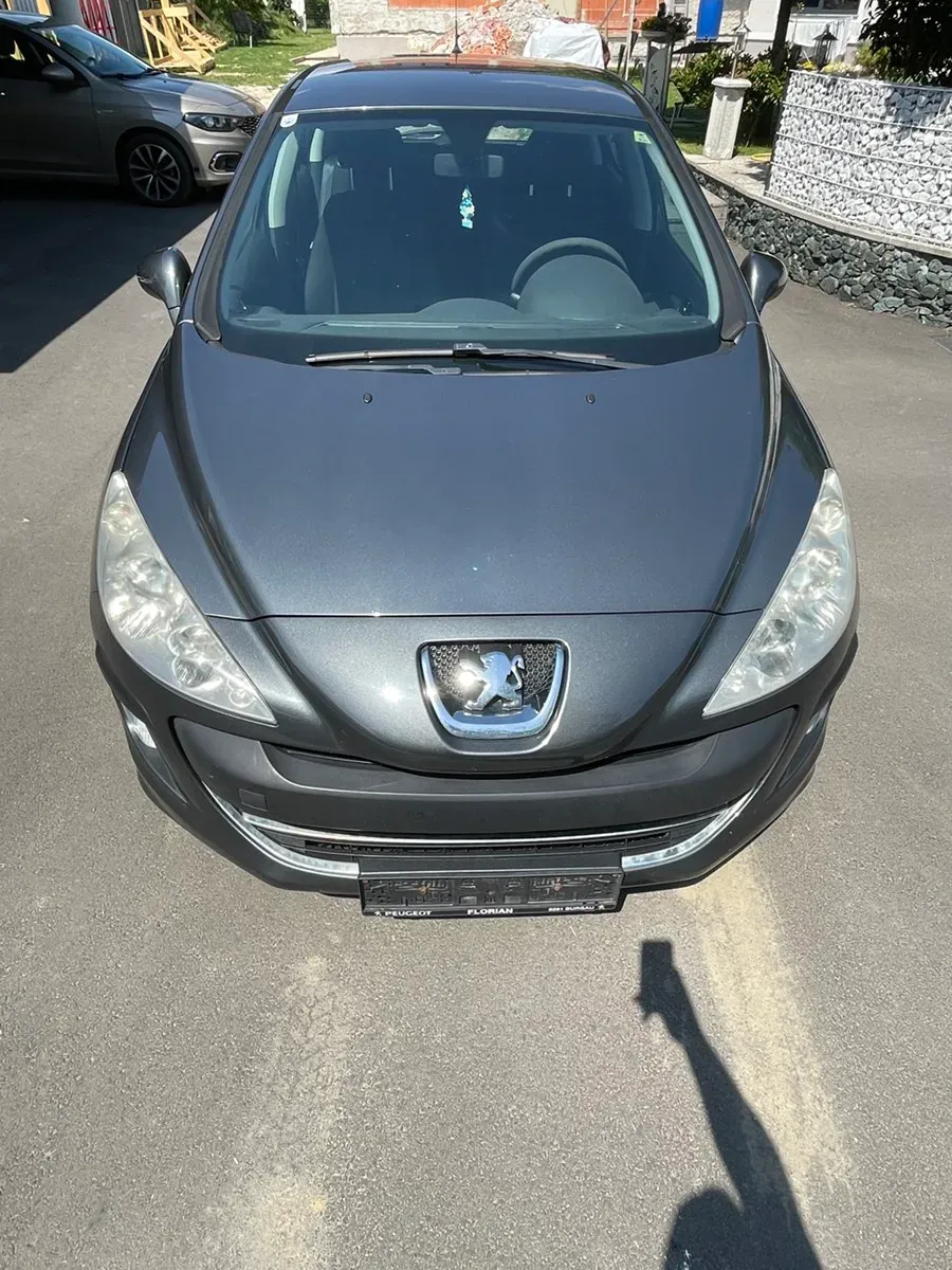 Peugeot 308 2009 photo 2