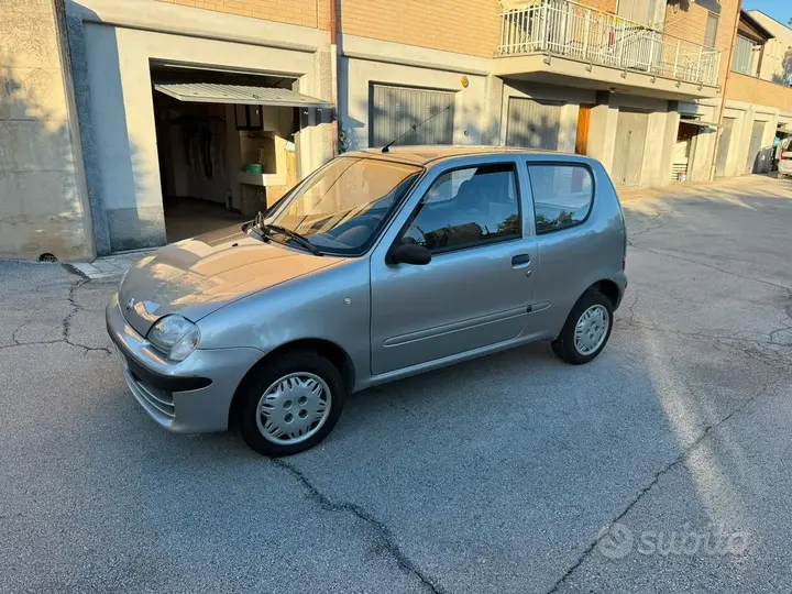 Fiat Seicento 2003 photo 2