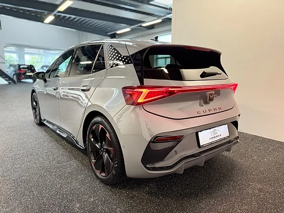 Cupra Born 2022 photo 5