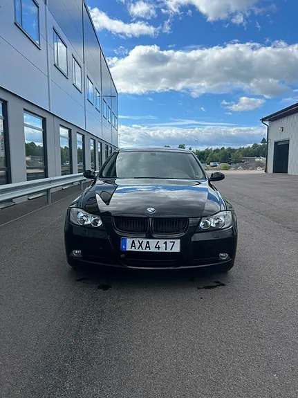 BMW 320I 2006 photo 2