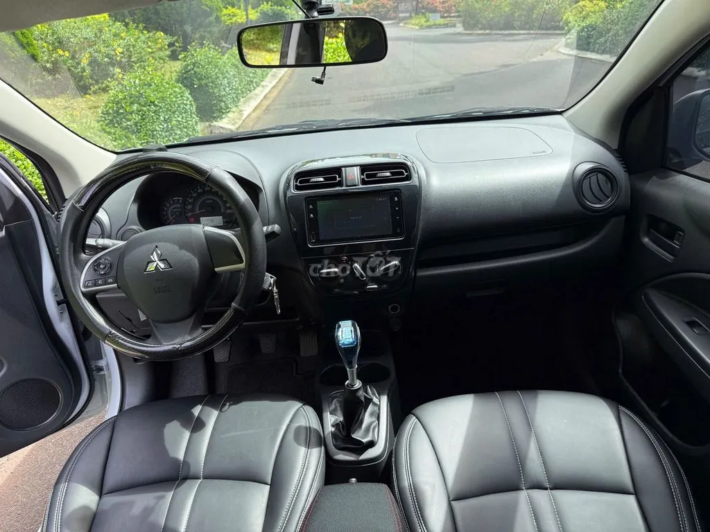 Mitsubishi Attrage 2025 photo 5