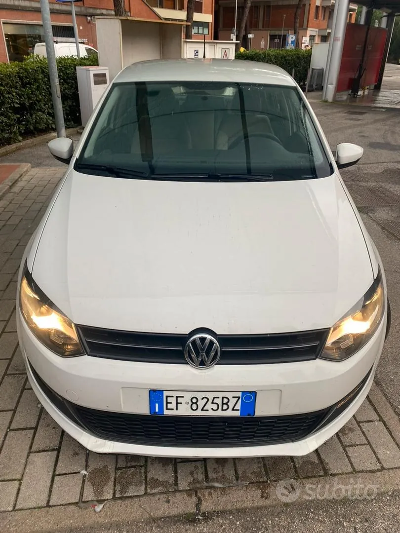 Volkswagen Polo 2010 photo 4