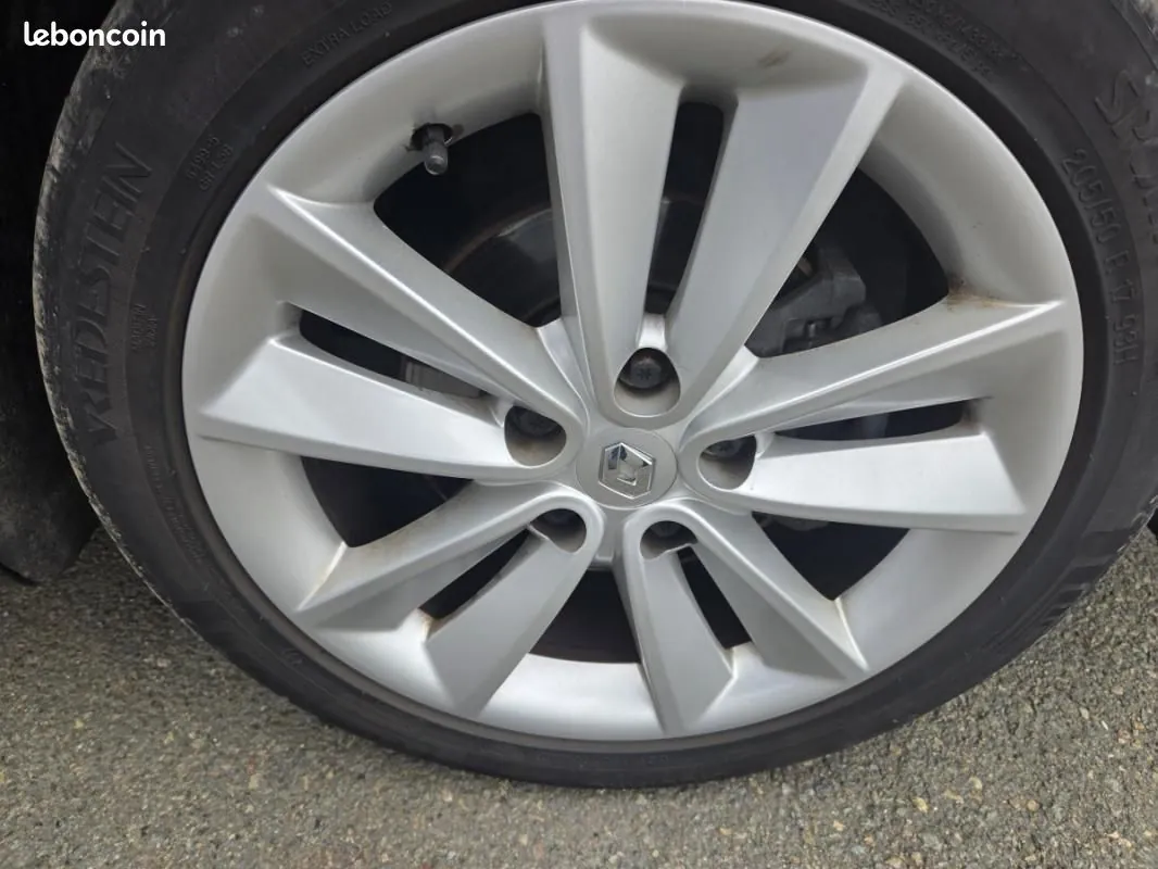 Renault Megane 2018 photo 5
