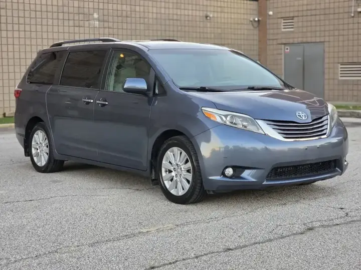 Toyota Sienna