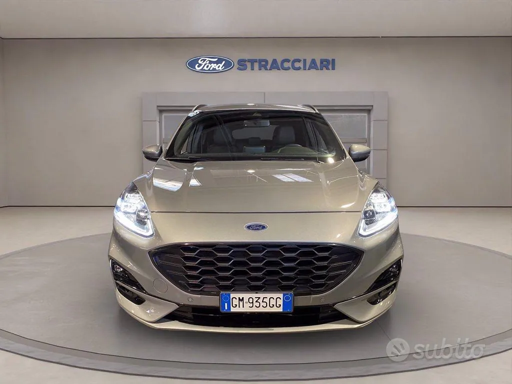 Ford Kuga 2023 photo 2