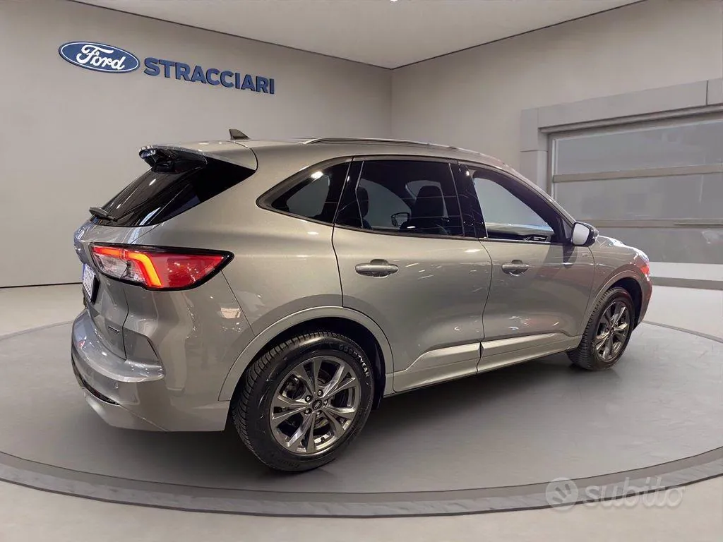 Ford Kuga 2023 photo 4