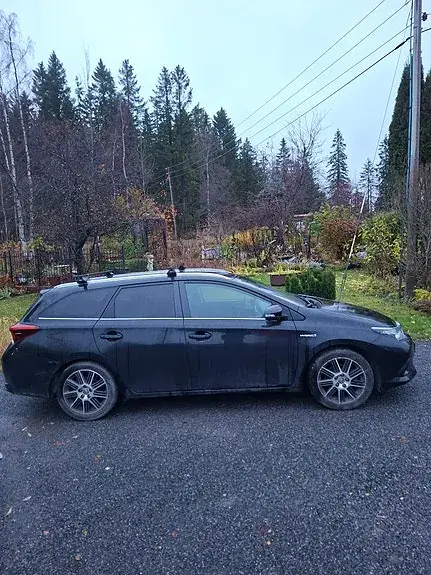 Toyota Auris 2016 photo 2