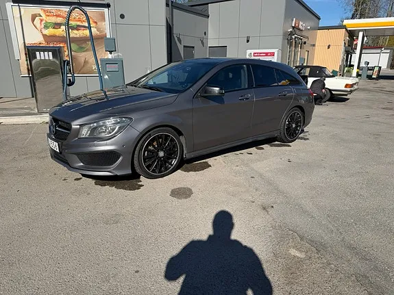 Mercedes-Benz Cla220