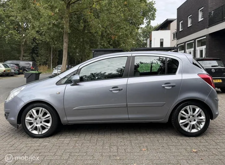 Opel Corsa 2007 photo 2