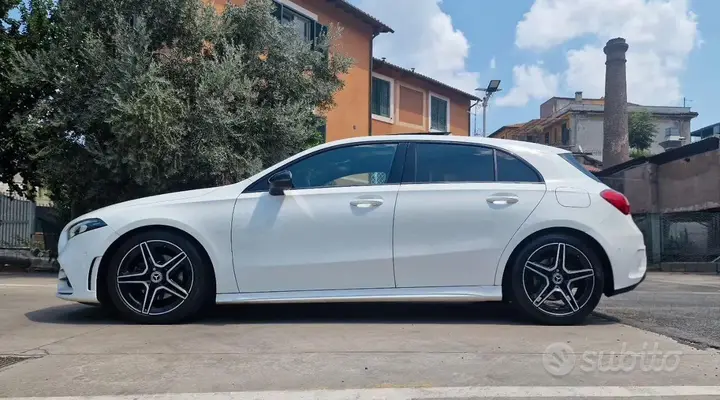 Mercedes-Benz A 200 2019 photo 3