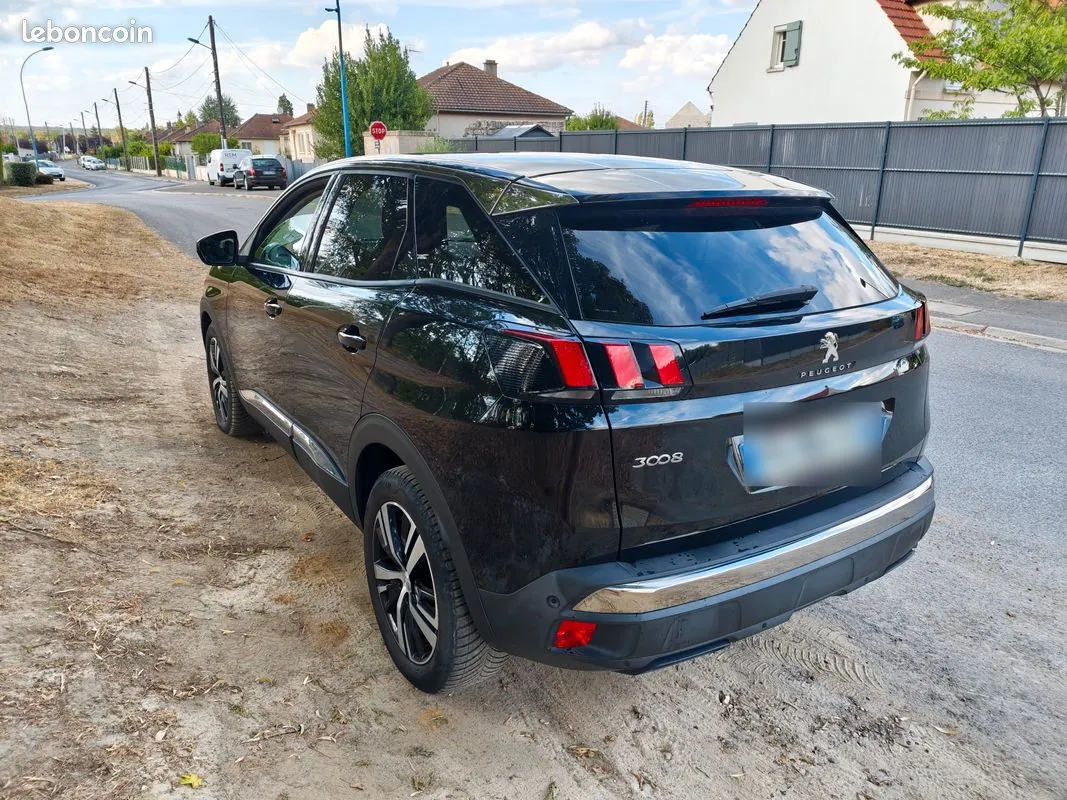 Peugeot 3008 2018 photo 2