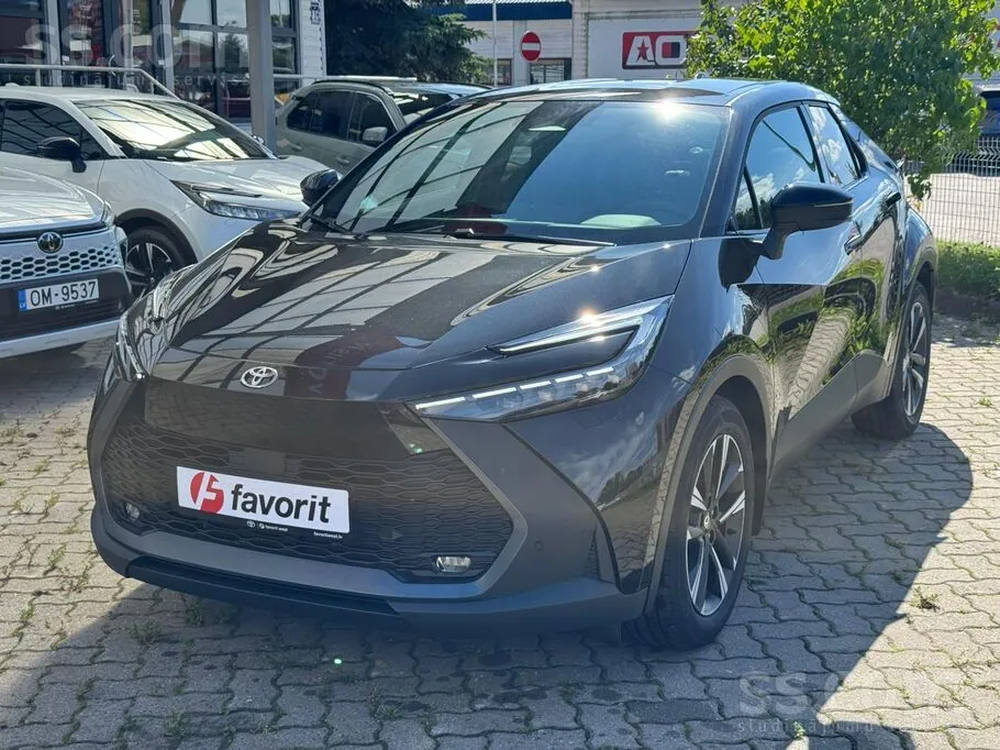 Toyota C-Hr 2025 photo 2